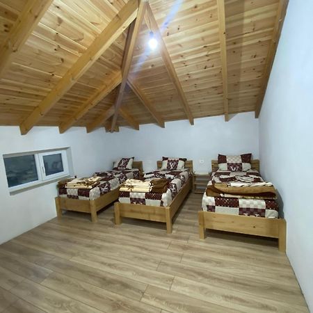 Guest House Korabi Ceren Екстер'єр фото