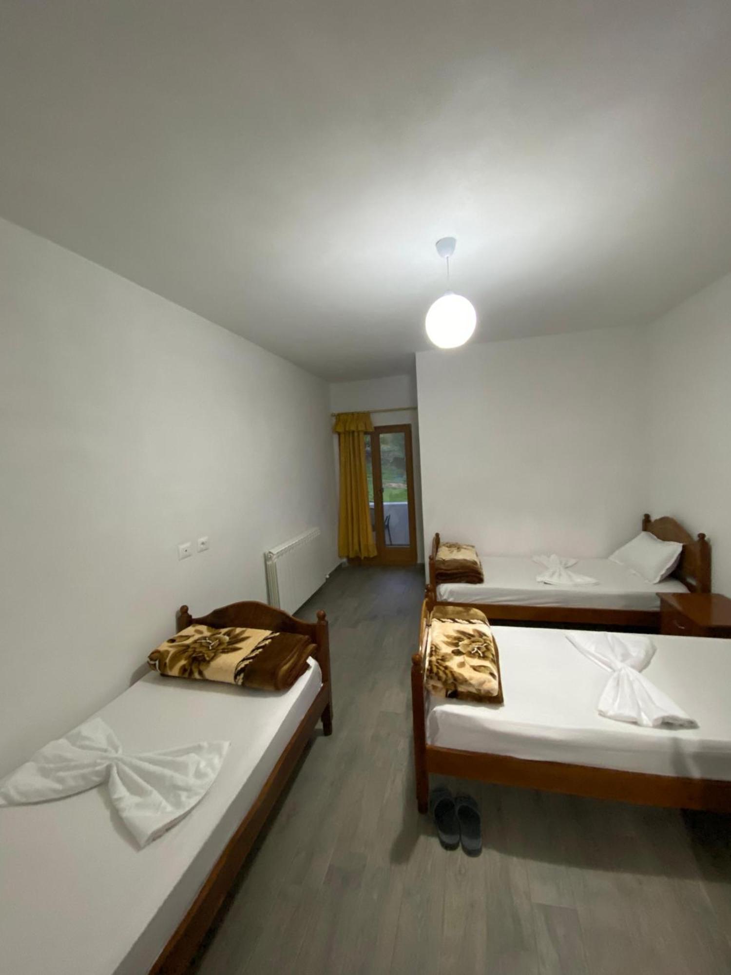 Guest House Korabi Ceren Екстер'єр фото